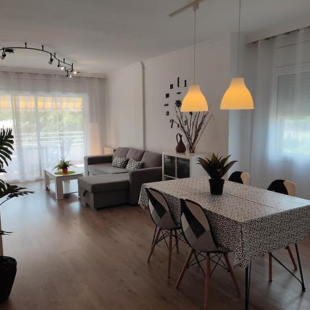 Apartamento Completo Muy Cerca Del Centro Ideal Para Familias Con Piscina Figueres  Eksteriør bilde