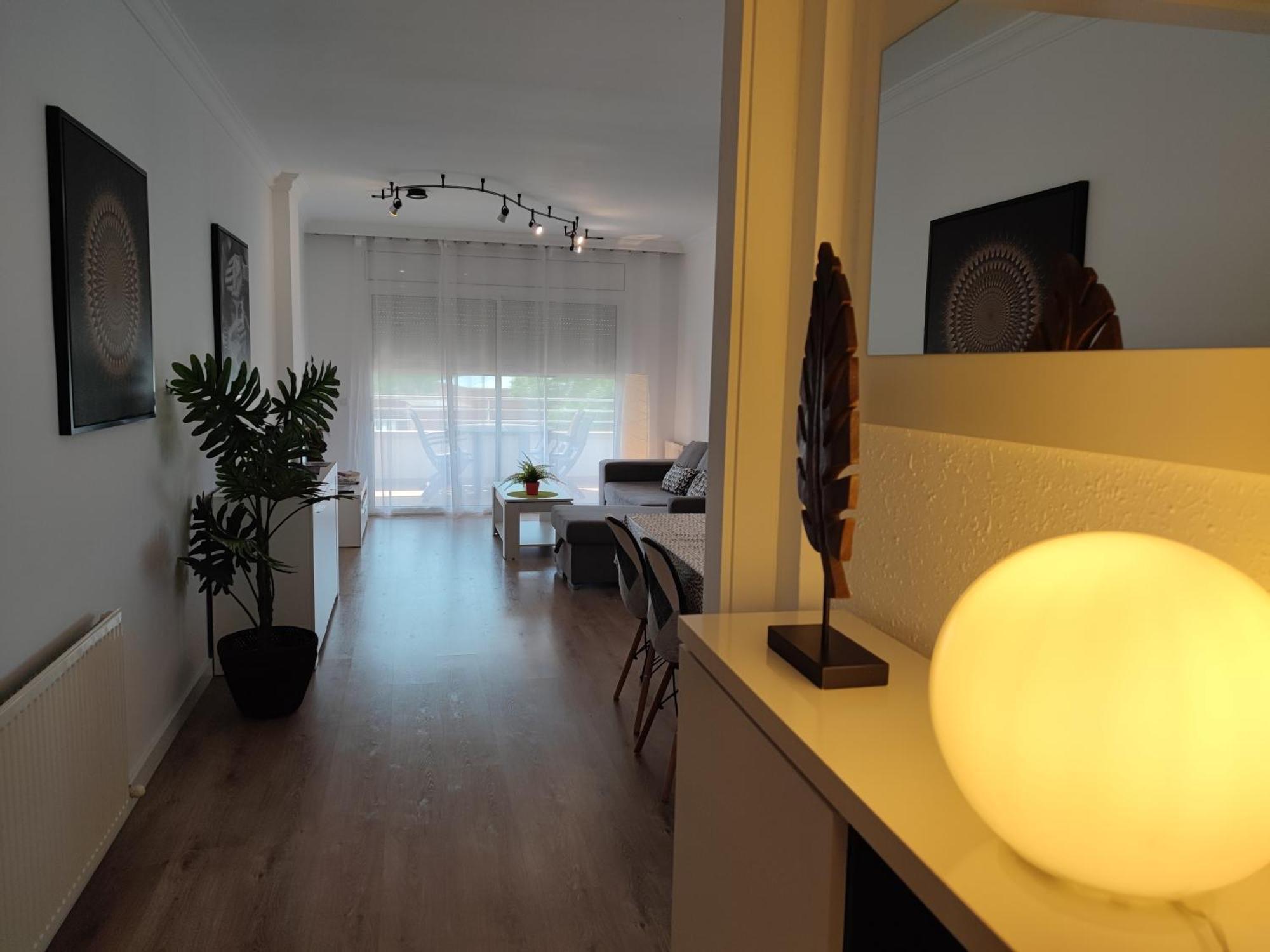 Apartamento Completo Muy Cerca Del Centro Ideal Para Familias Con Piscina Figueres  Eksteriør bilde